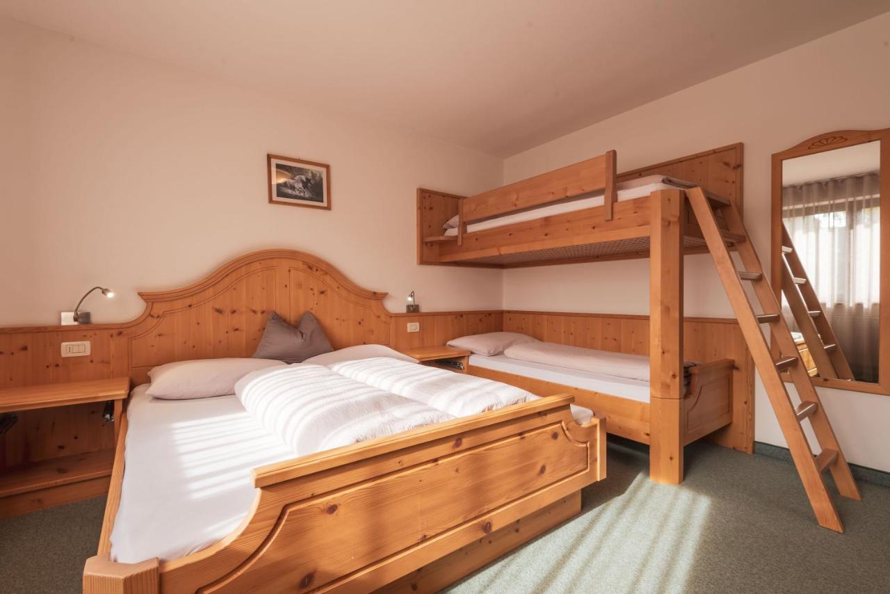Garni Residence Trocker カステルロット エクステリア 写真