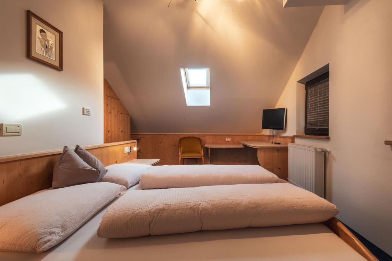 Garni Residence Trocker カステルロット エクステリア 写真