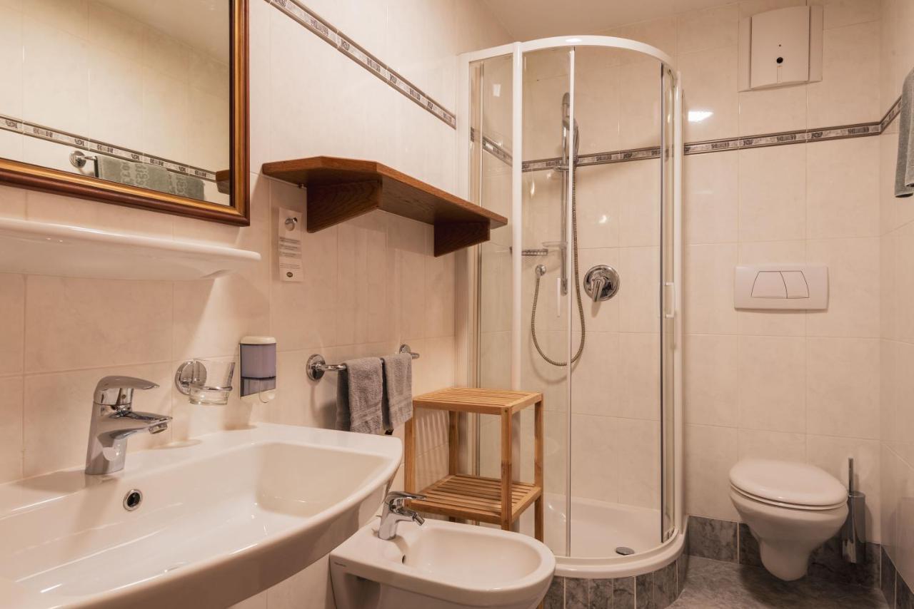 Garni Residence Trocker カステルロット エクステリア 写真